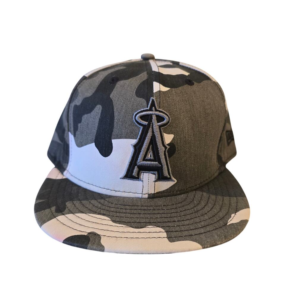 Official MLB Los Angeles Angels Gray Camo New Era Fitted Hat 7.75